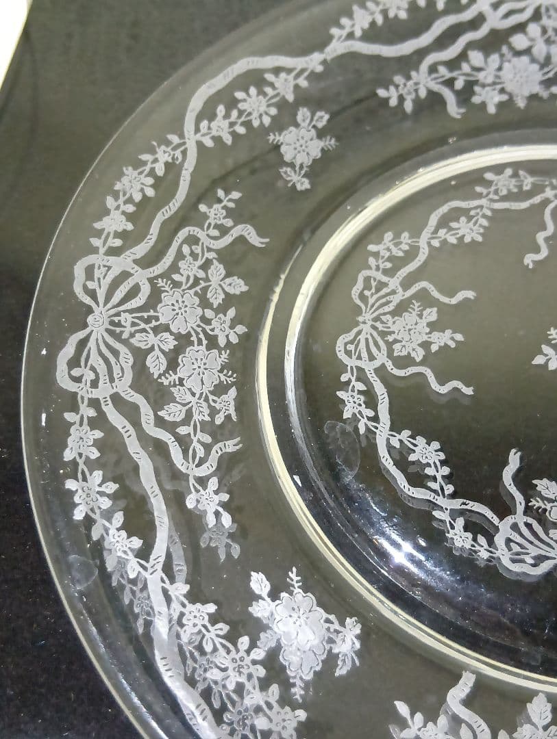 フォストリア　ガラスプレート リボンガーランド　2枚