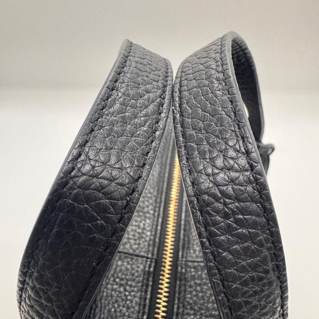 ペッレモルビダ ヴェーラ 2way ショルダーバッグ レザー シボ革 ロゴ 黒