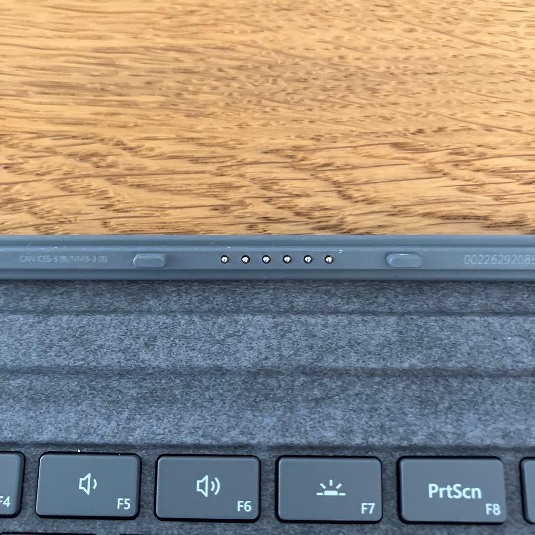 英文配列　Microsoft Surface Proタイプカバー　英文キーボード