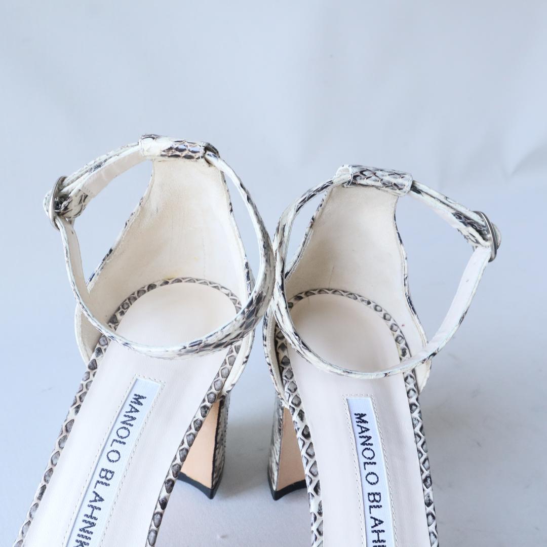 未使用マノロブラニク　7cmヒールサンダル 37 24cm パイソンレザー