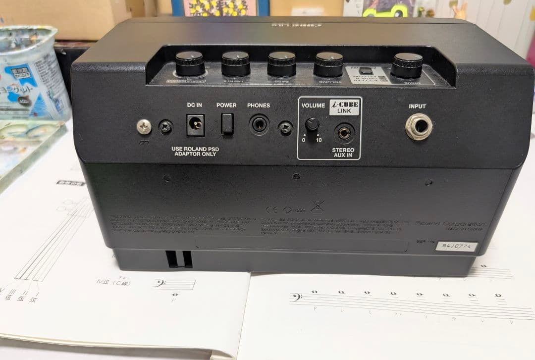 Rolandポータブルアンプ ARIAFET-CST SRエレアコギターのセット