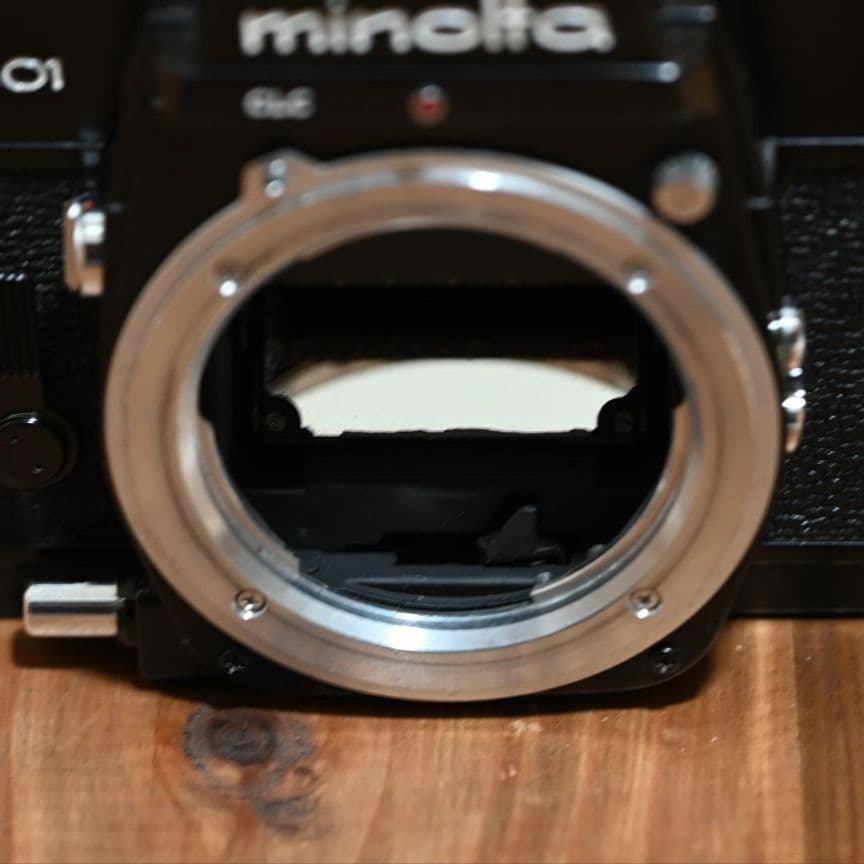 [美品] MINOLTA SRT101 フィルムカメラ レンズ付き 動作確認済み