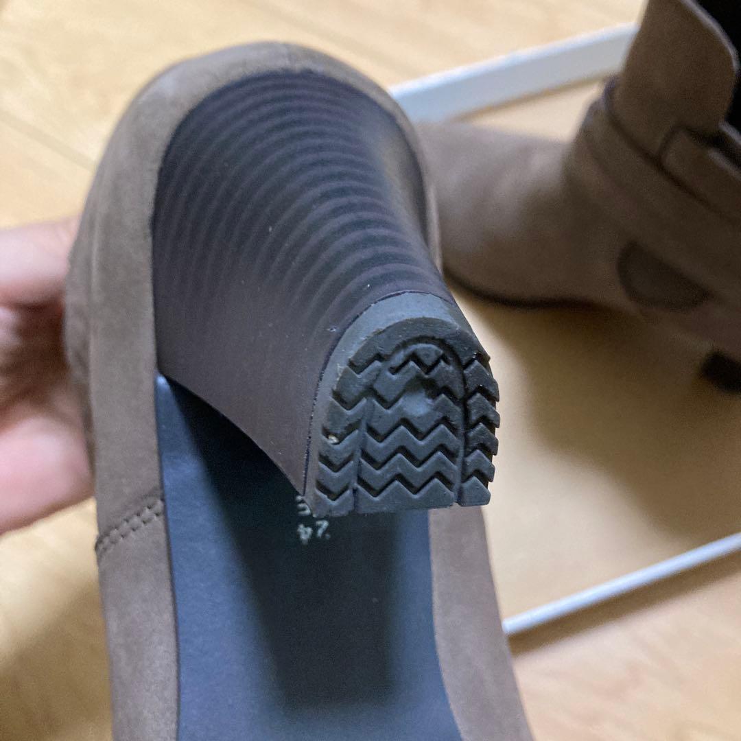 アシックス　グレー スエード ショートブーツ 24cm EE