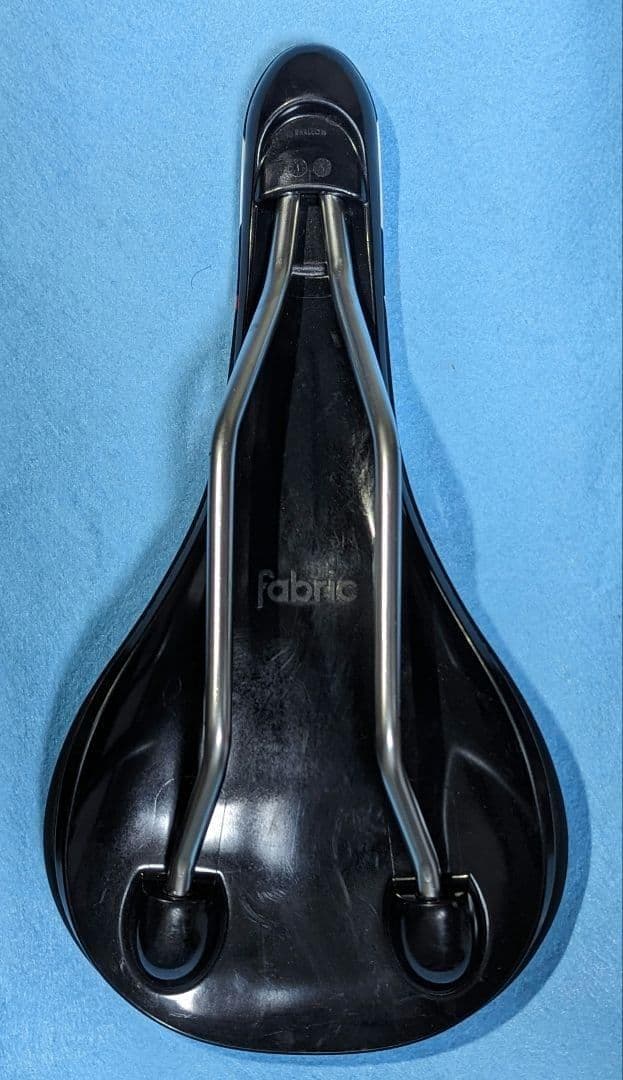 fabric scoop elite shallow カリフォルニア州旗　サドル