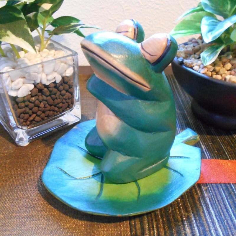 アウトレット品 花柄模様 ロータイプ ＴＶボード / おまけ お祈りかえる付き♪