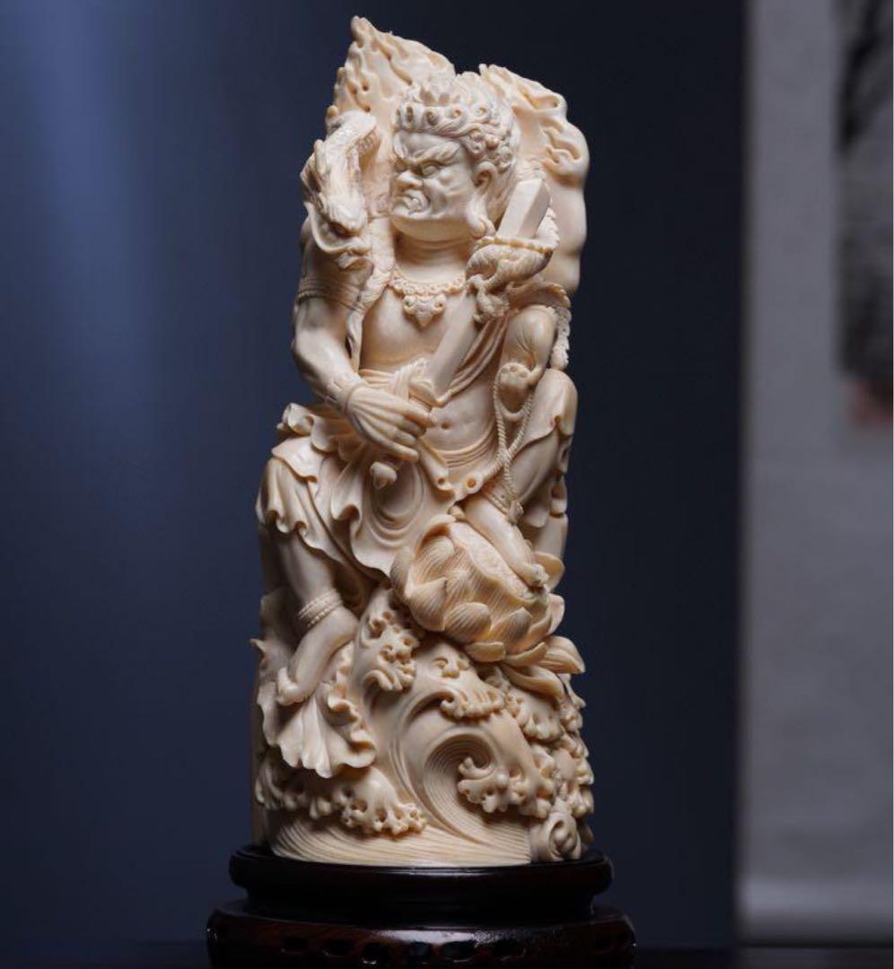 天然マンモス牙美しい手作り彫刻不動明王 置物