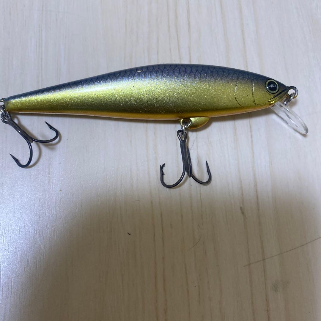 レヴォニック　シンディ　サラモア　ヴォルビート　中古