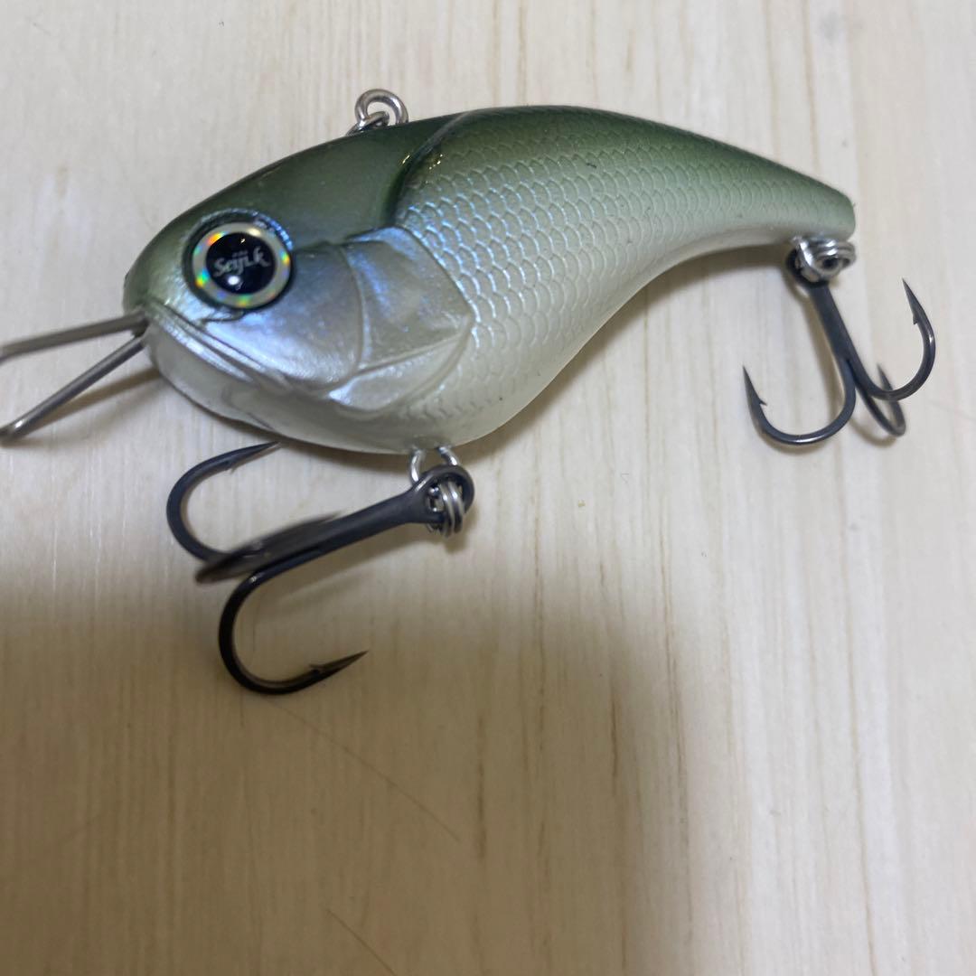 レヴォニック　シンディ　サラモア　ヴォルビート　中古