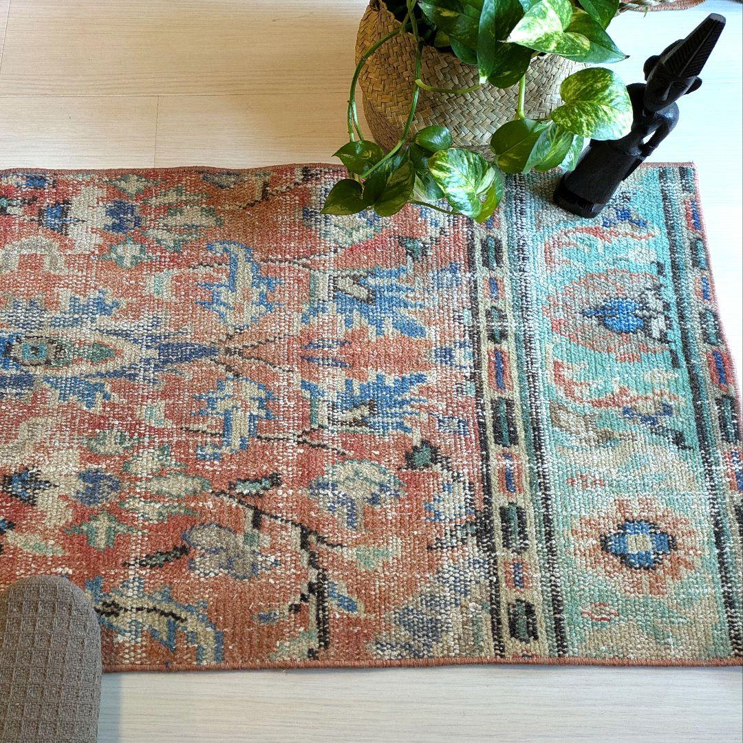 50×91 ラコッタオレンジ×トルコブルー　トルコヴィンテージラグ　ミニサイズ