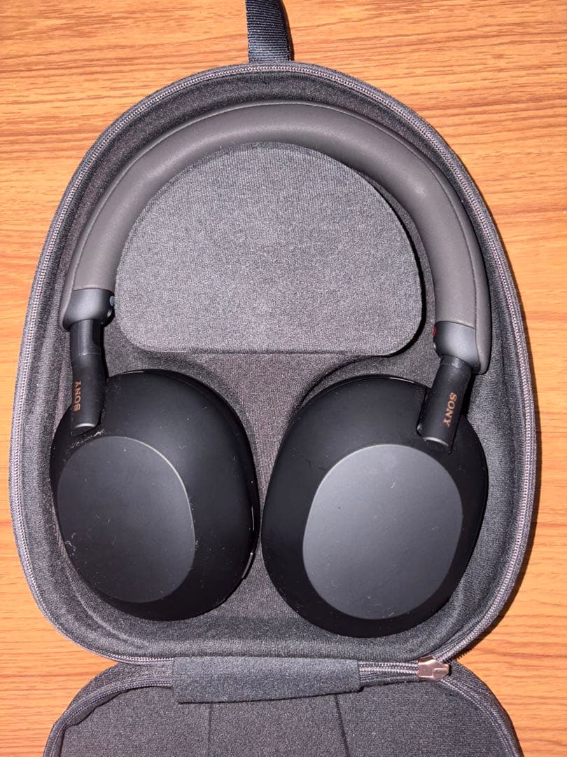 【SONY】WH-1000XM5 ブラック ケース付き