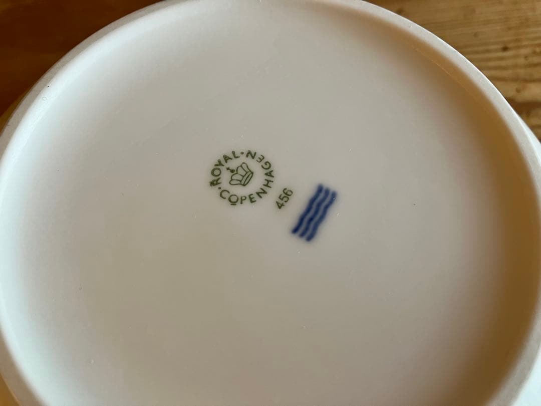 ロイヤルコペンハーゲン　ホワイトフルーテッド　18ボウル×3