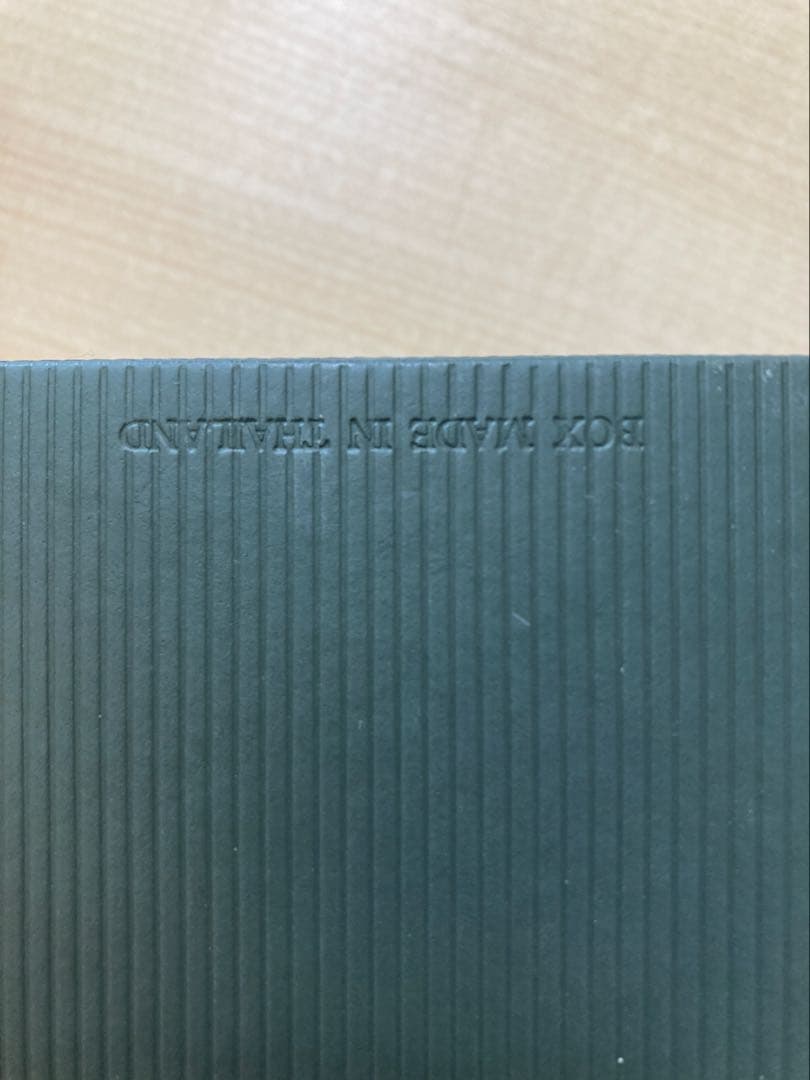 GUCCI 1500L 箱付き ブラック アナログ 時計