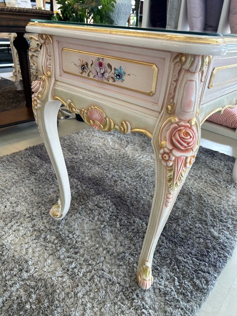ロココ調　エレガントな猫足コンソールテーブル