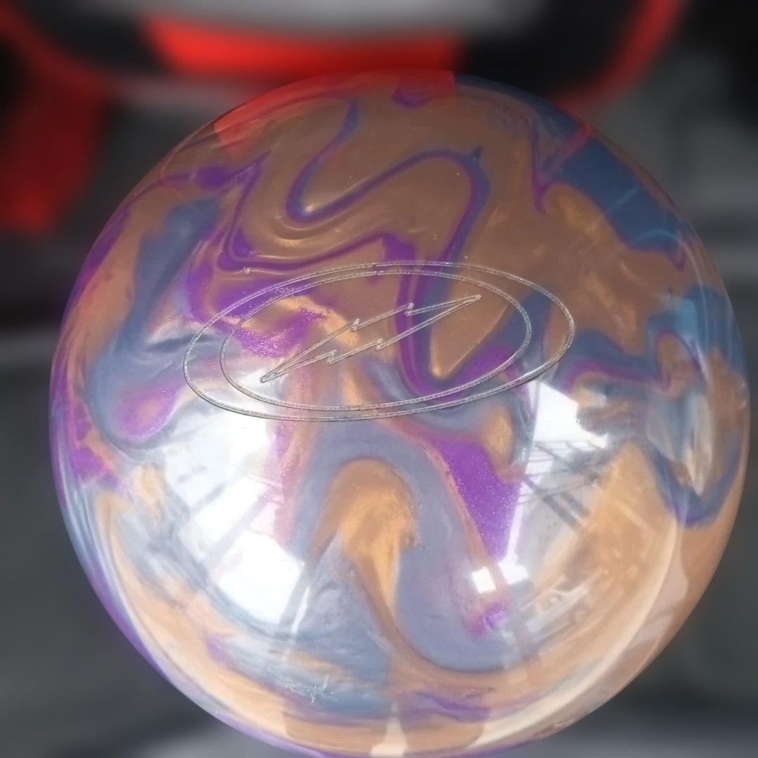 STORM PHYSX ERA ボウリングボール 14ポンド