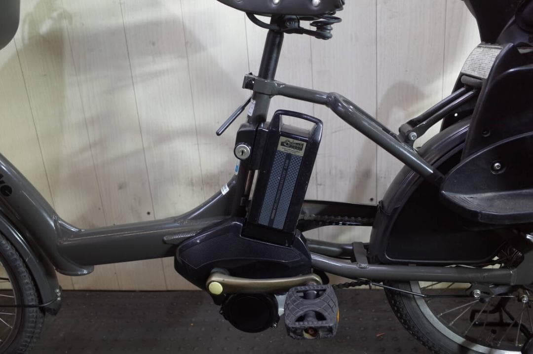 ブリヂストン bikke POLAR e BR0C49 20型 8.7AH 3段