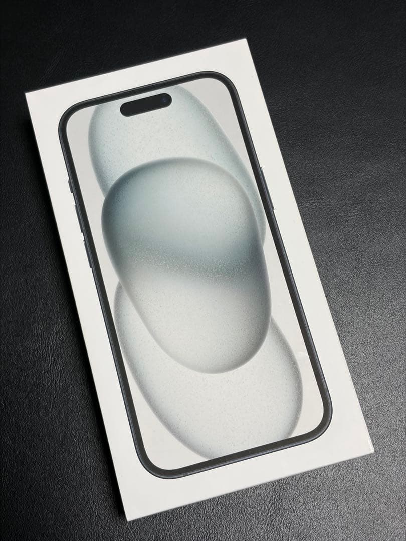 Apple iPhone 15 128GB スペースブラック