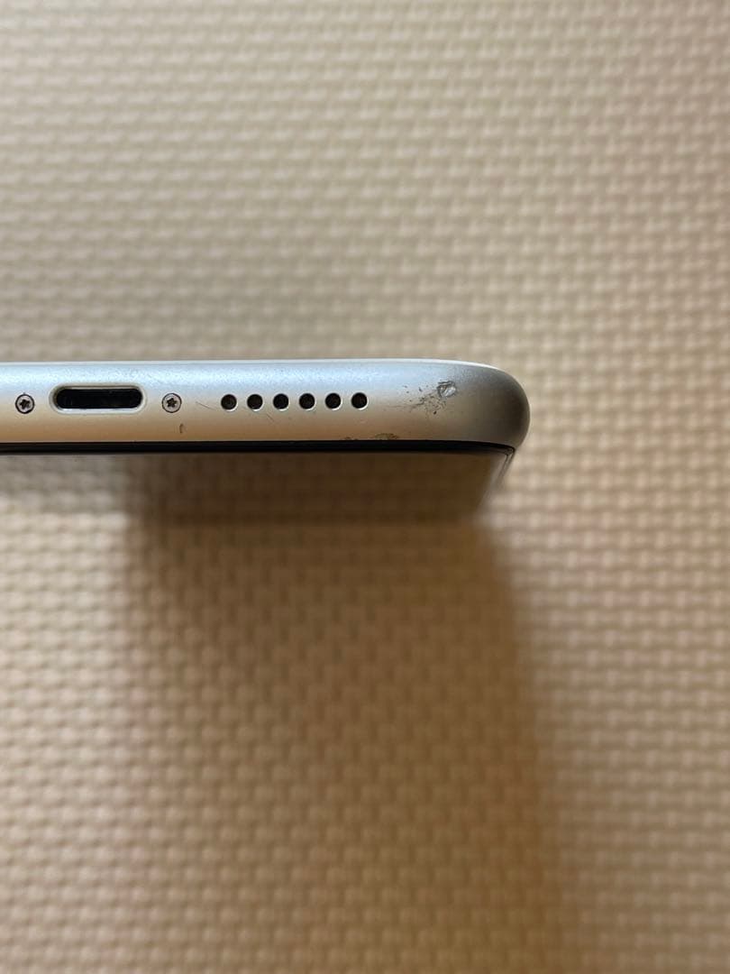 iPhone 11 ホワイト 64GB 本体