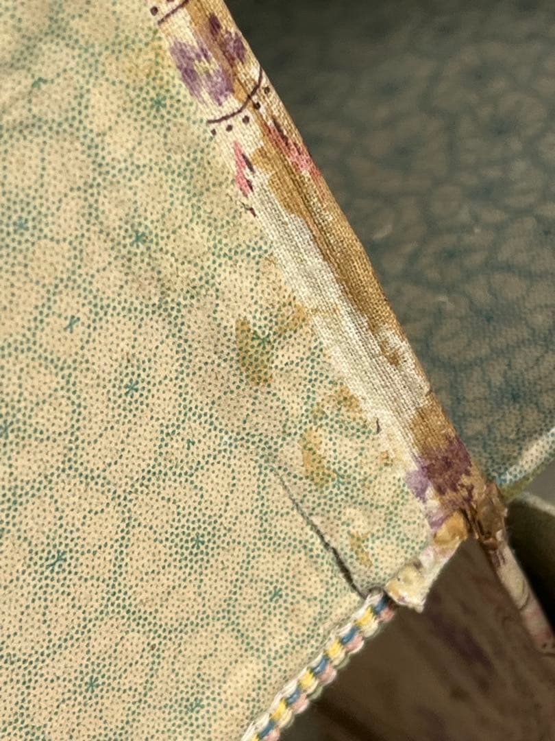 アンティークブロカントフレンチフランスカルトナージュボックスローズ布箱チェスト