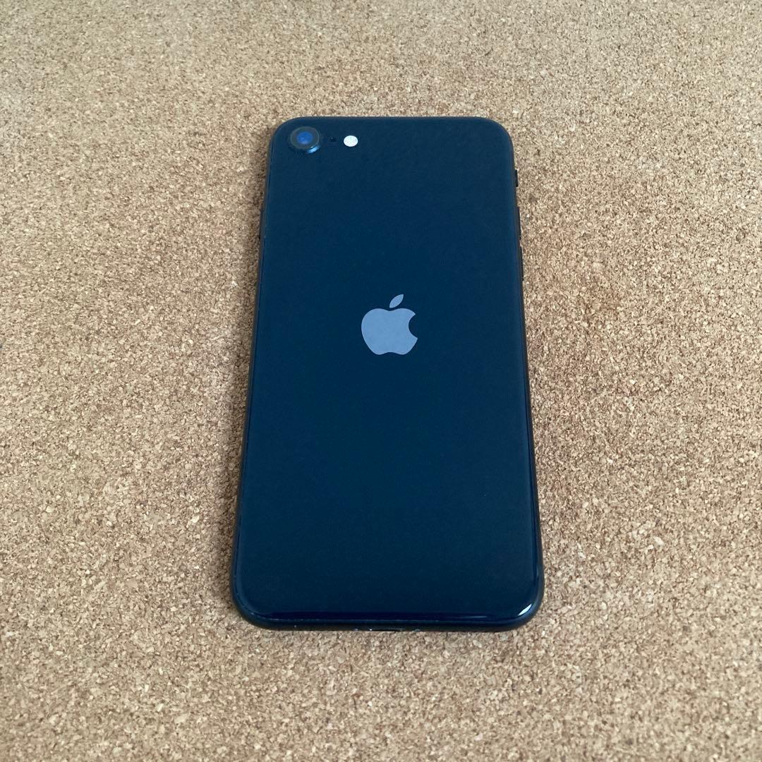 4032【早い者勝ち】電池新品☆iPhoneSE3 128GB SIMフリー☆