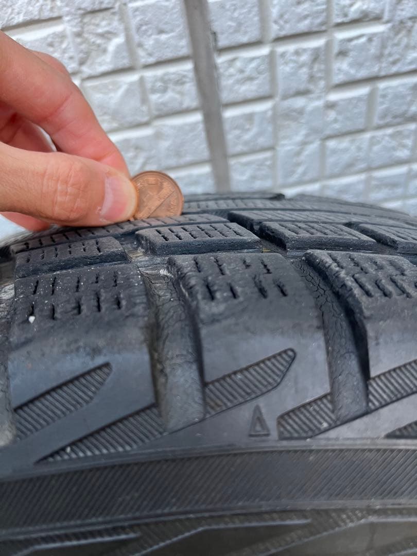 GEOLANDAR I/T-S デリカD5純正ホイール　スタッドレス