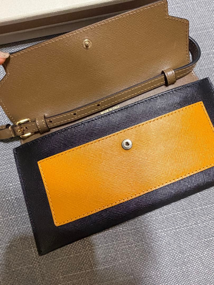 MARNI マルニ ショルダーウォレット 財布 ななめがけ バッグ 手袋セット