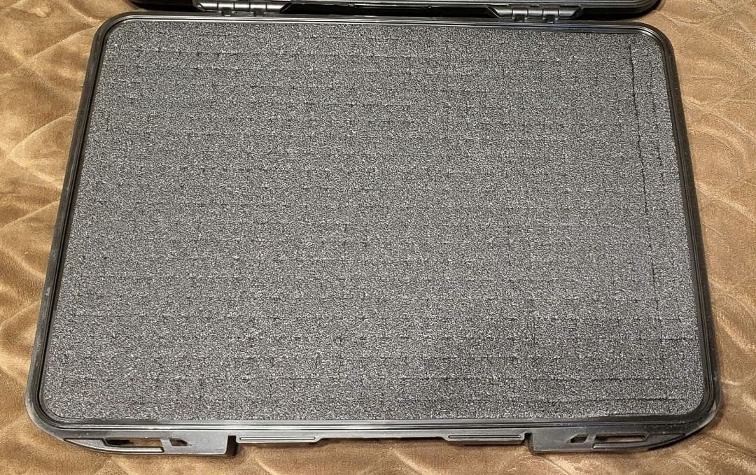 Pelican 1085 　パソコンケース　ブラック