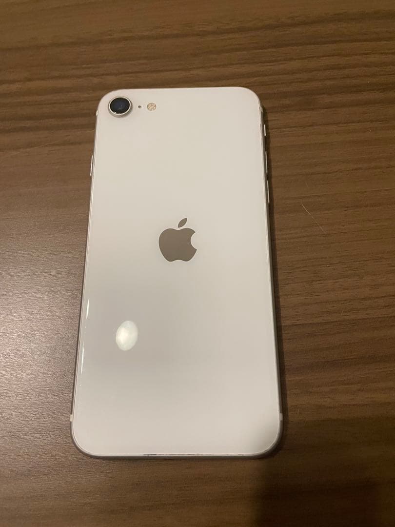 Apple iPhone SE 3世代　64GB ホワイト