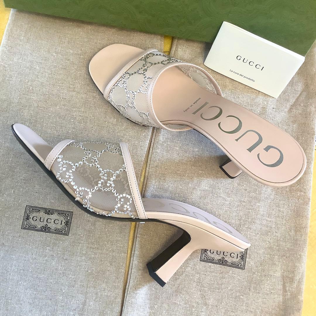 新品! グッチ ダイヤモンドカットクリスタルビジュー GGマーク サンダル24㎝