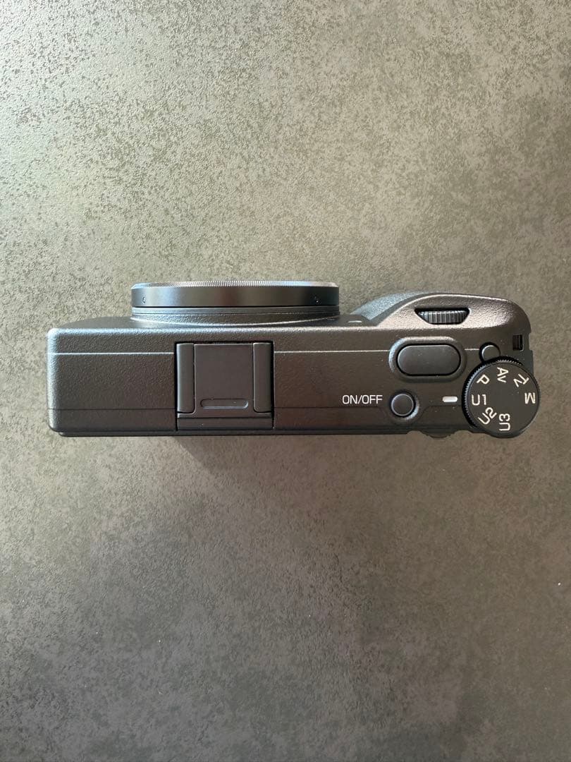 RICOH GRIIIx 本体　付属品・箱あり　ショット数1154