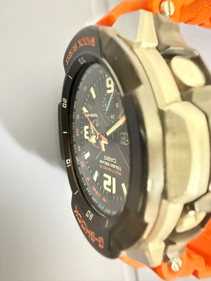 【極美品】G-SHOCK SKY COCKPIT GW-3000M-4AJF