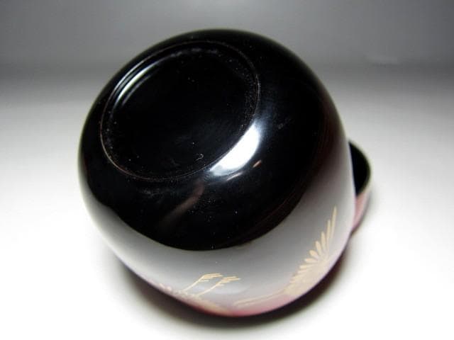 ＜お値引中＞千家十職塗師 中村宗哲 松喰鶴大棗 裏千家十五代 鵬雲斎花押　m93