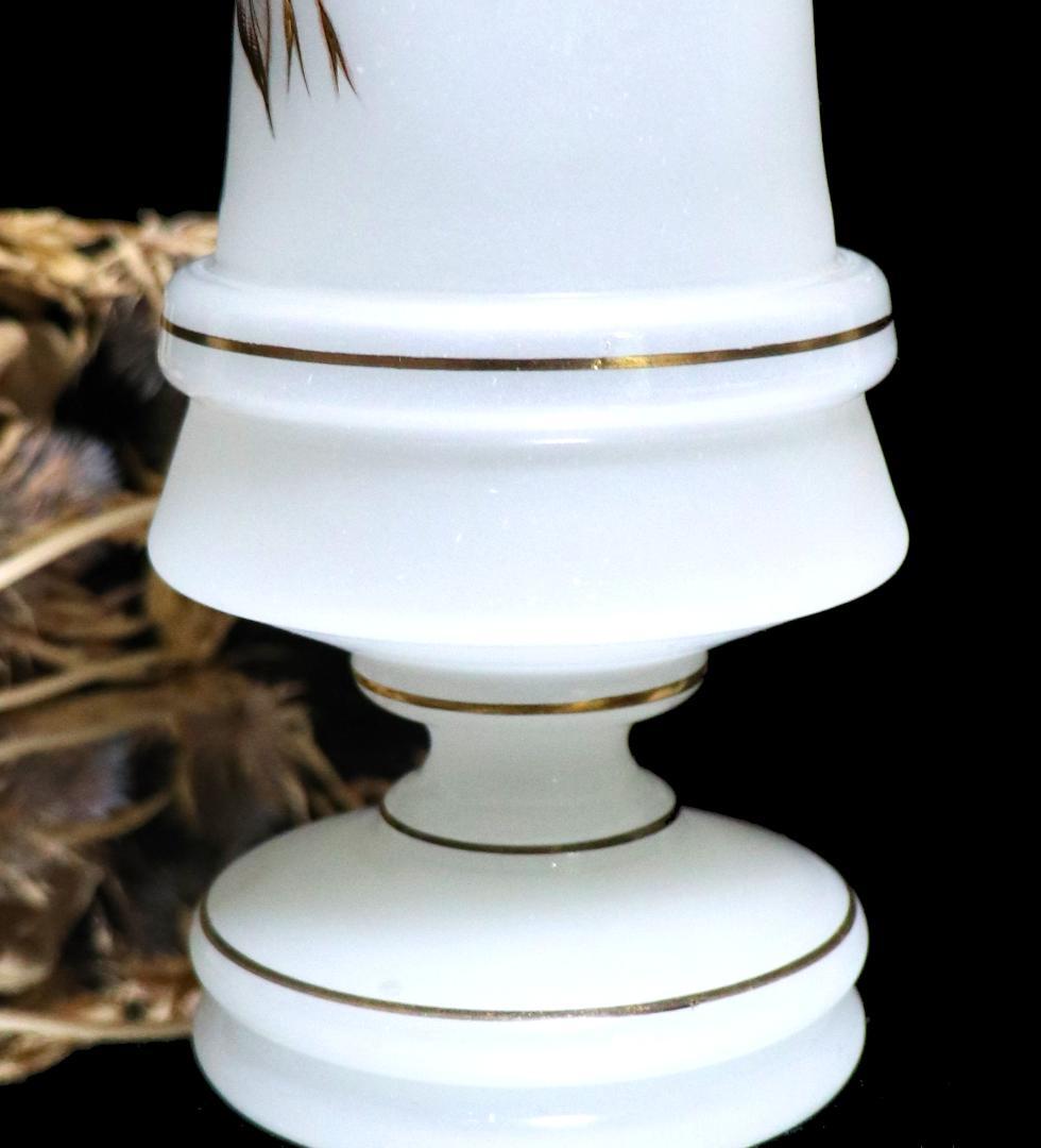 オールド・バカラ 1860年頃 純白艶消しオパーリンクリスタル製 金彩 大型花瓶