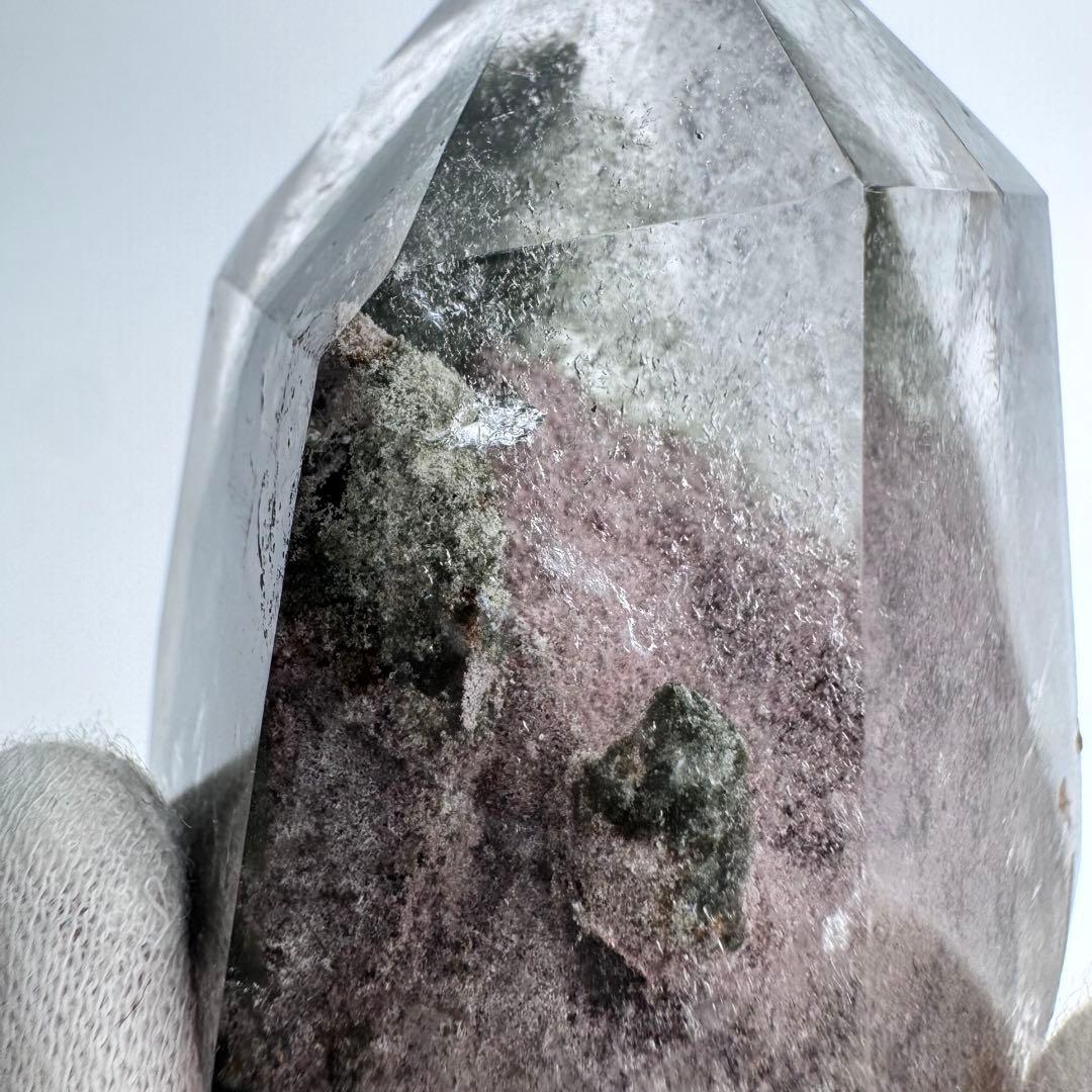 G-5ガーデンクォーツ原石　ポイント　天然石　クリスタル　木の台座付き