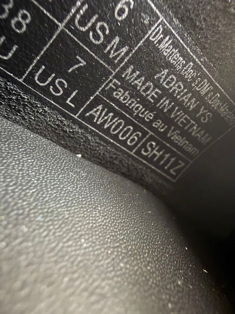 ほぼ新品未使用ドクターマーチン タッセルローファーUK5