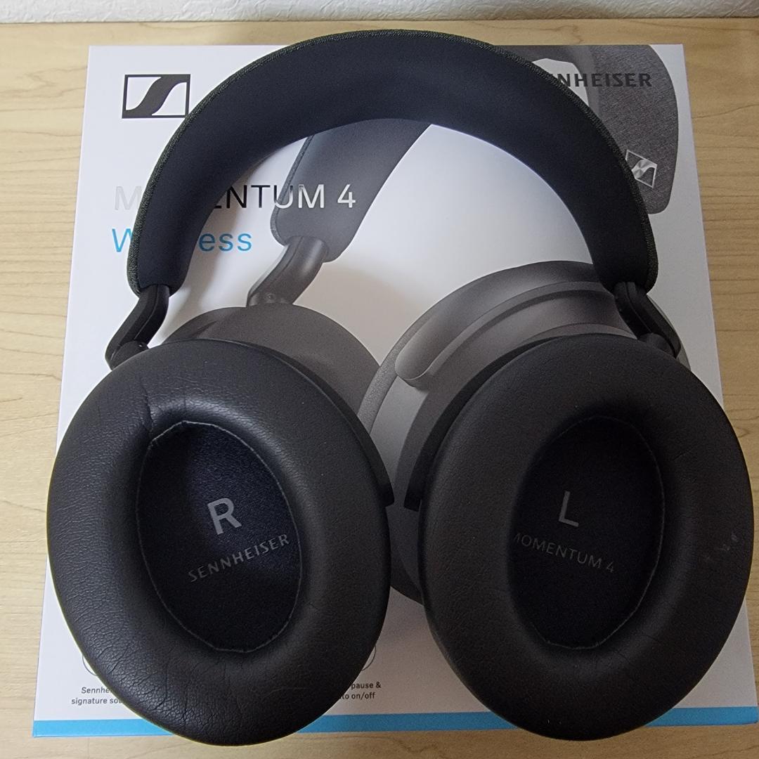 【美品】Sennheiser MOMENTUM 4 Wireless