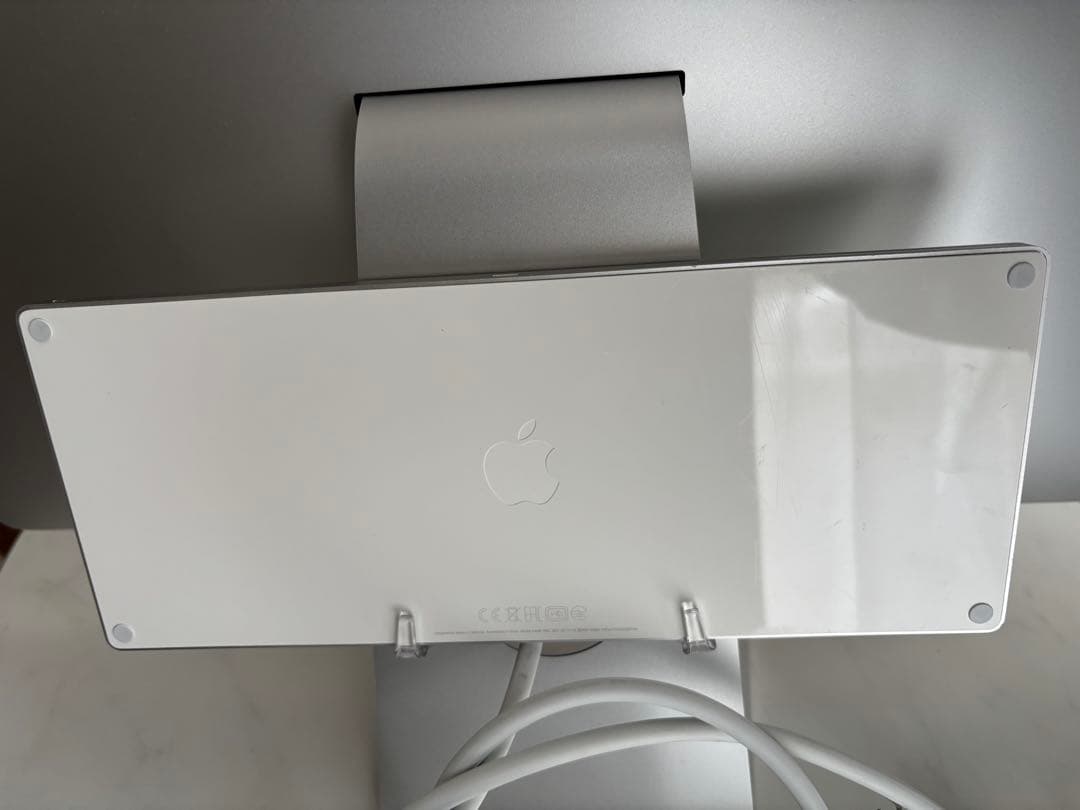 iMac 21.5-inch（Late 2015）