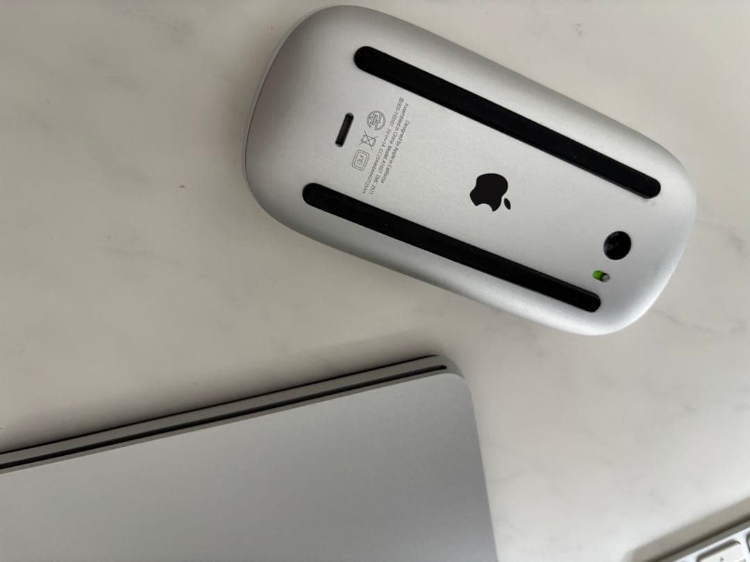 iMac 21.5-inch（Late 2015）