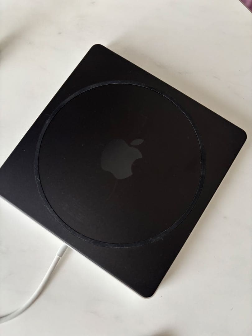 iMac 21.5-inch（Late 2015）