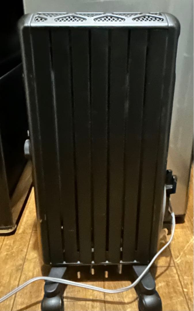 デロンギ マルチダイナミックヒーター MDHU09-PB ブラック 900W