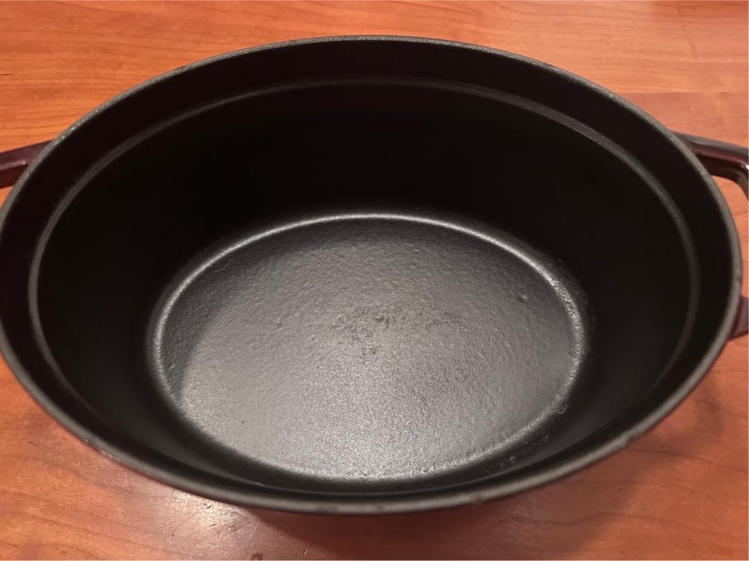 【美品】ストウブ ピコ・ココット オーバル 23cm グレナディンレッド