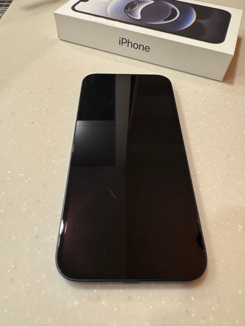 Apple iPhone 16e ブラック 128GB 本体