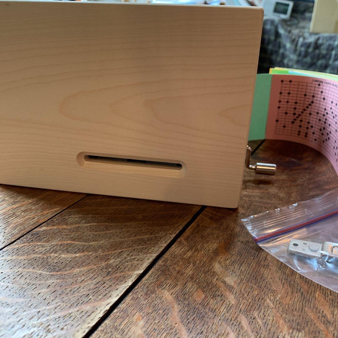 アトリエニキティキ　ミュージックボックス｛手回しオルゴール）　白木　新品未使用