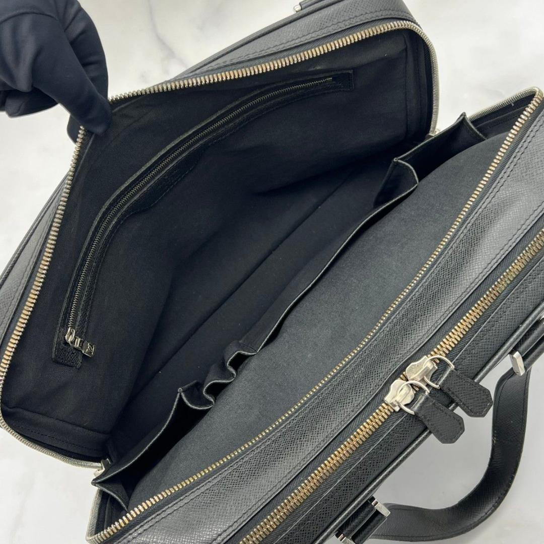 ルイヴィトン アレクサンダー タイガ ダークグレー ビジネス 斜め掛け シルバー