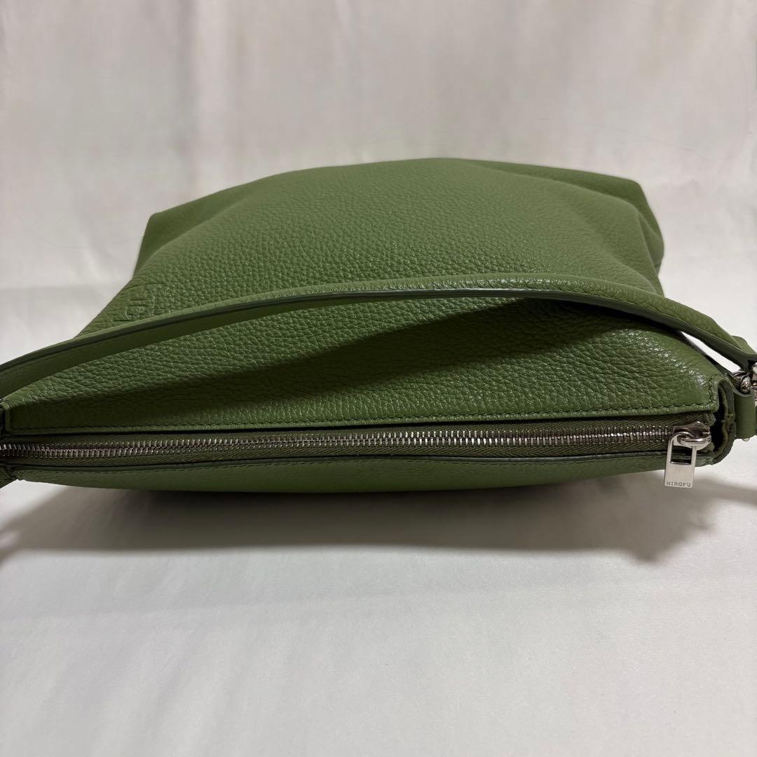 ヒロフ ミニマ 鹿革 ショルダーバック ロゴ 2way ライトグリーン 定12万
