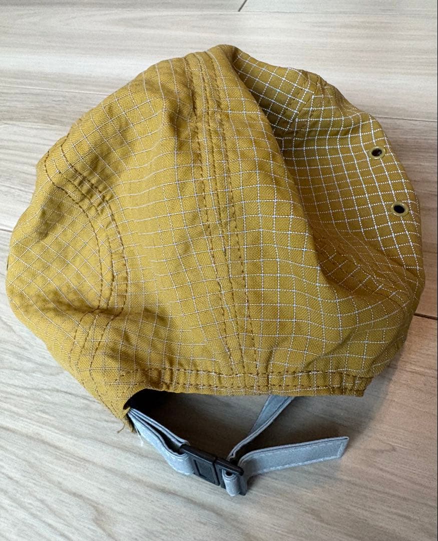 【美品】Supreme Camp Cap gold