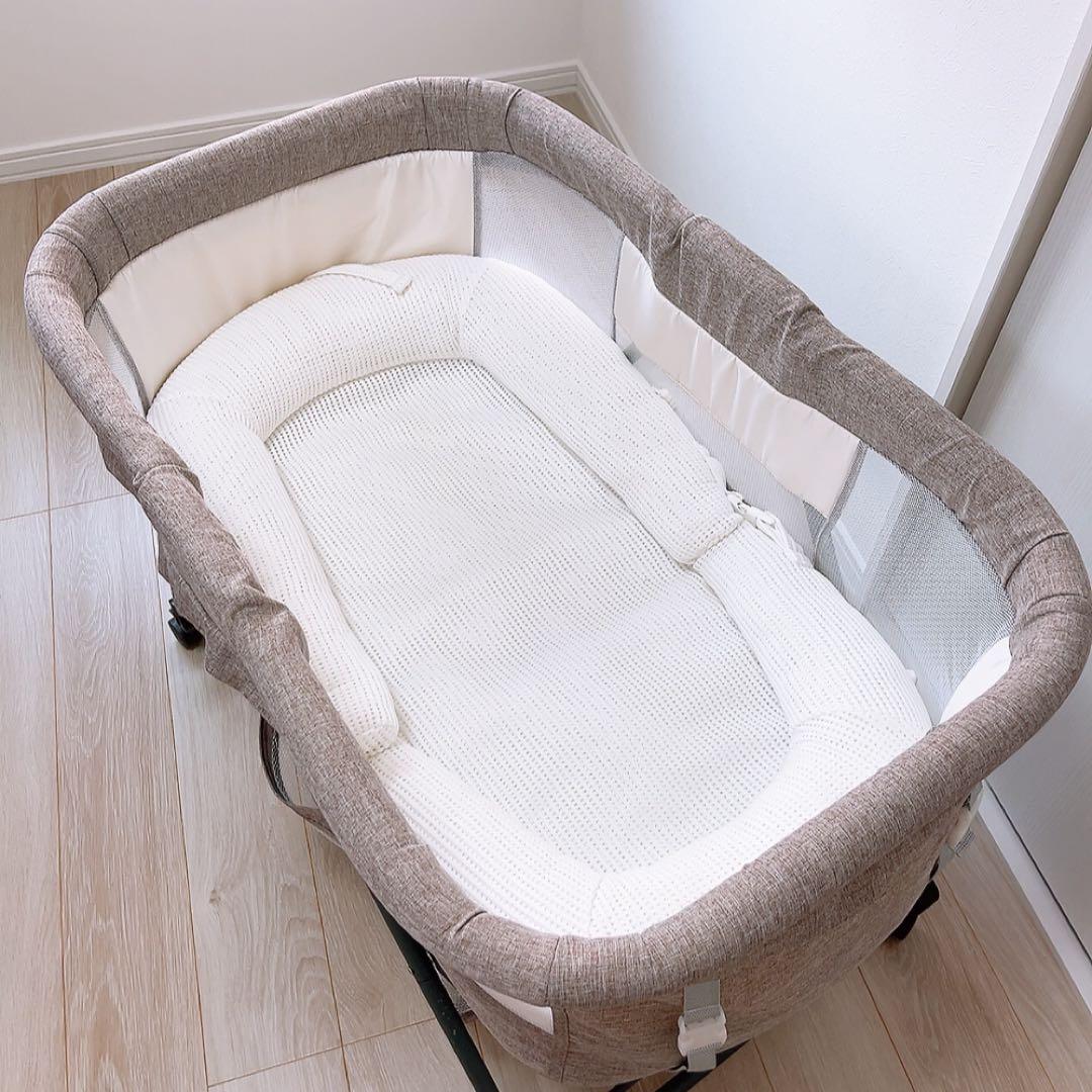 ベビーベッド　ベッドインベッドと セット