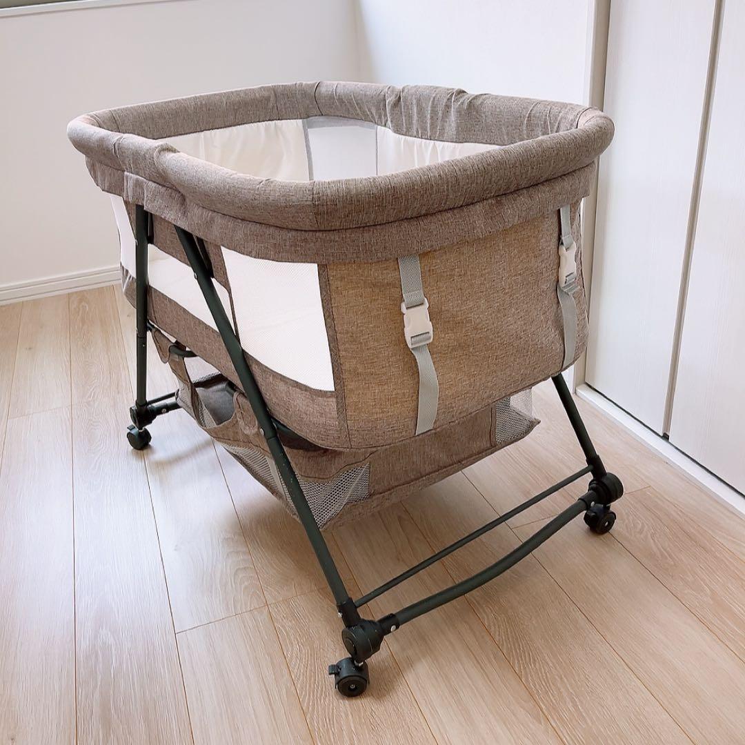 ベビーベッド　ベッドインベッドと セット