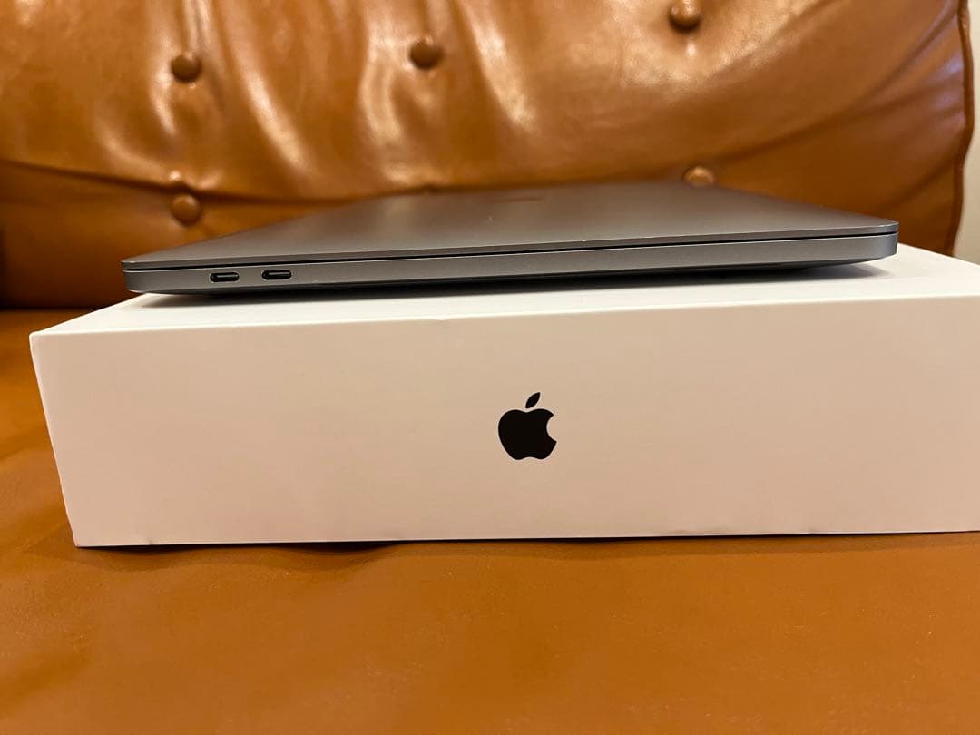 MacBook Pro 16G SSD1TB US配列