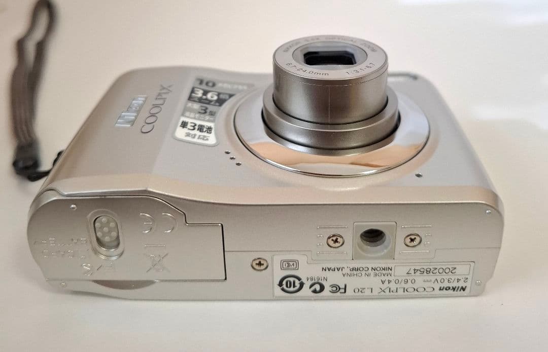 [美品]NIKON クールピックス COOLPIX L20 デジタルカメラ