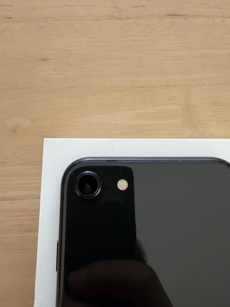 【SIMフリー】Apple iPhone SE2 第二世代 128Gb ブラック